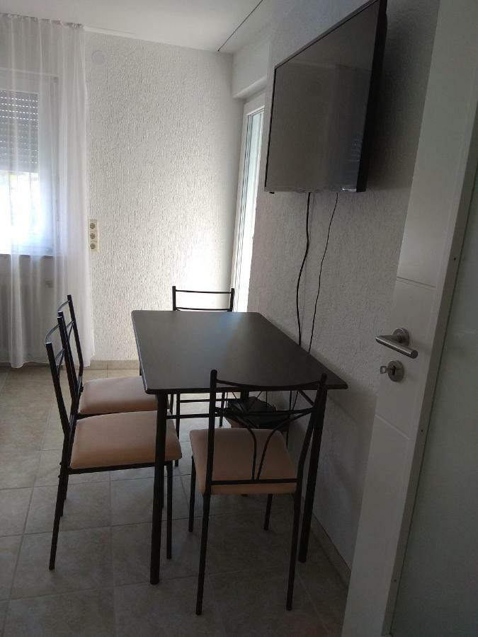 Amy'S Apartment, Relax And Enjoy بوندورف ام شفارتزو المظهر الخارجي الصورة